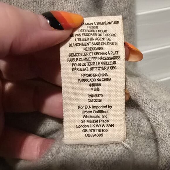 Free People Soft Grey Cashmere-Blend Cowl Neck Sweater – Size S/P - Picture 5 of 5